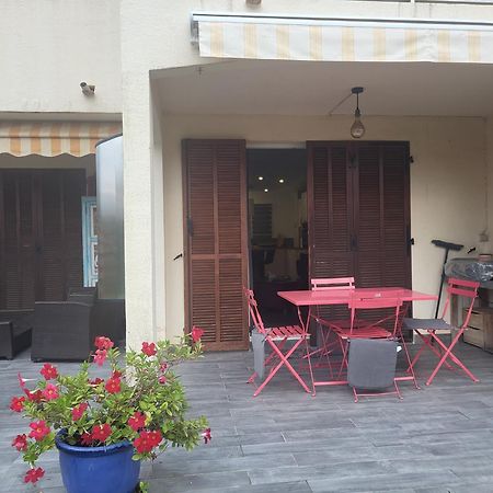 Agay Le Pti Bonheur 60M2 Rez De Jardin, En Bord De Mer Saint-Raphaël Zewnętrze zdjęcie